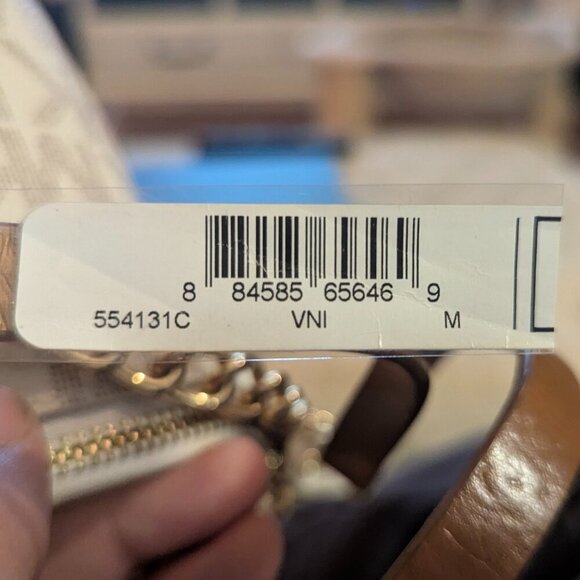 Michael Kors Fanny Pack Belt Bag 554131C Medium Vanilla - Picture 3 of 3